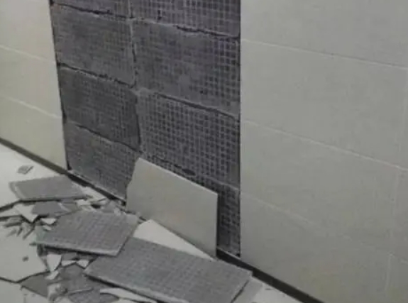 精河瓷砖空鼓维修公司分享下精河墙砖松动维修的知识